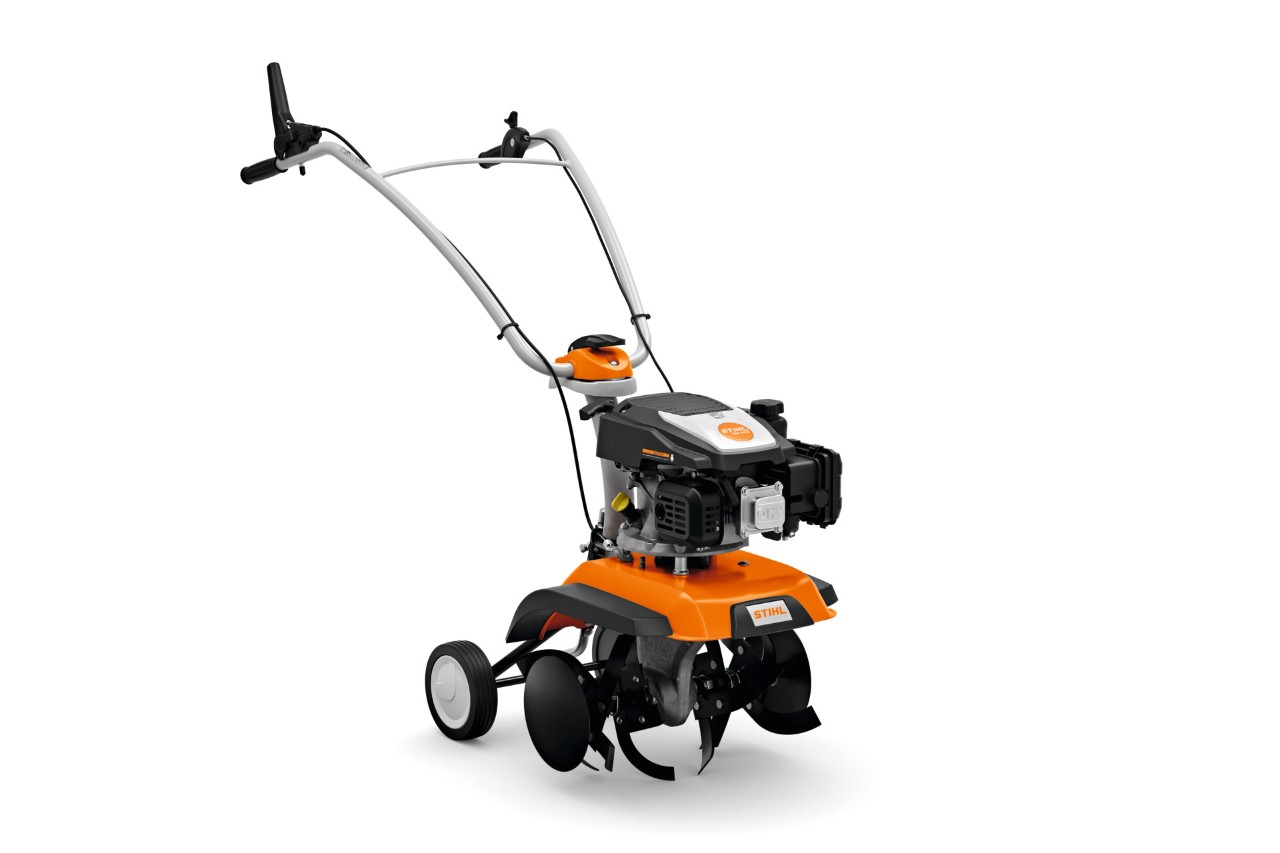 Моторна фреза STIHL MH 685 на бела позадина