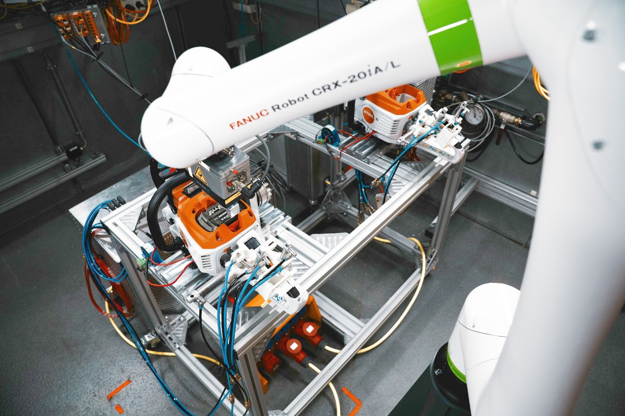Тест на циклус на полнење на батеријата STIHL ALLPRO 300.0 P(C)